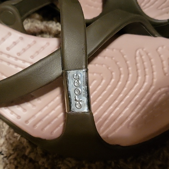 Crocs - heels - Picture 4 of 4